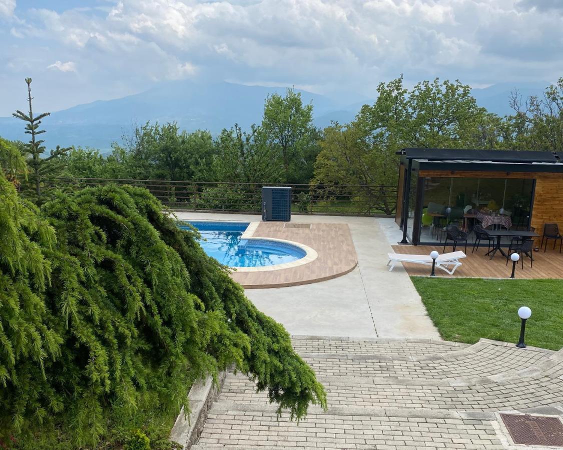 Villa Sunny Side Apartment Skopje Dolno Solnje Ngoại thất bức ảnh